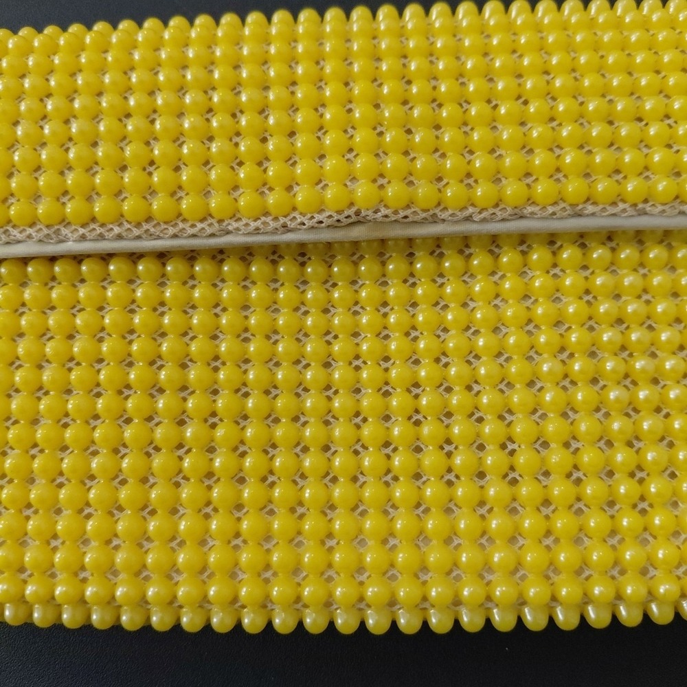 Vintage 60's Handbag Bright Yellow Plastic Beading United Capr Clutch Retro Geek - Picture 2 of 9